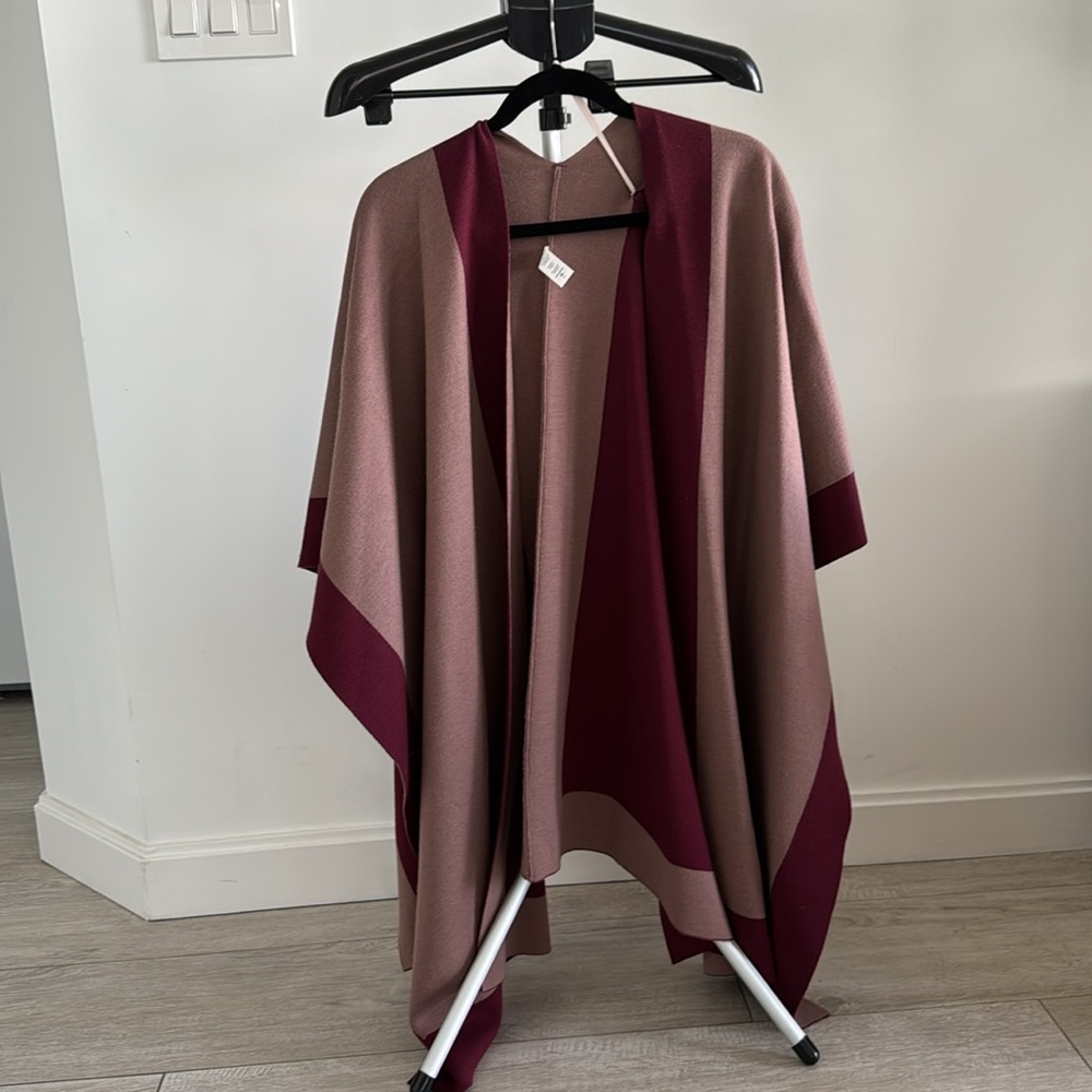 Lululemon Bundle Up Wrap. Like New. No Tags. Sper… - image 4